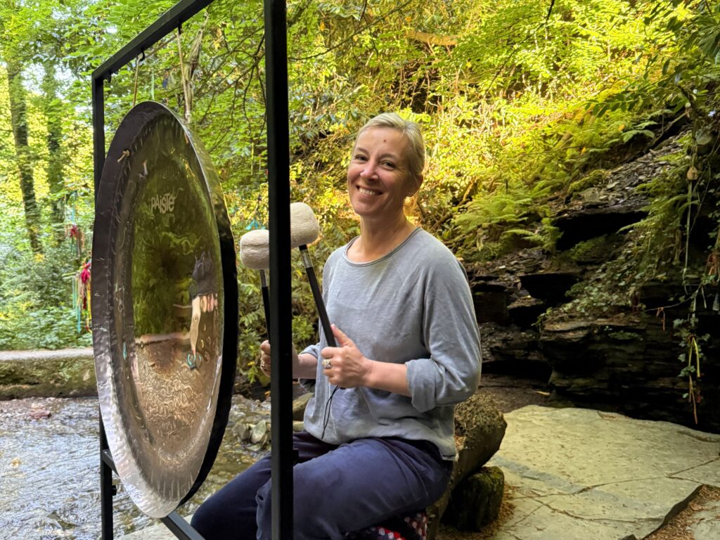 Saira playing the gong at the glen